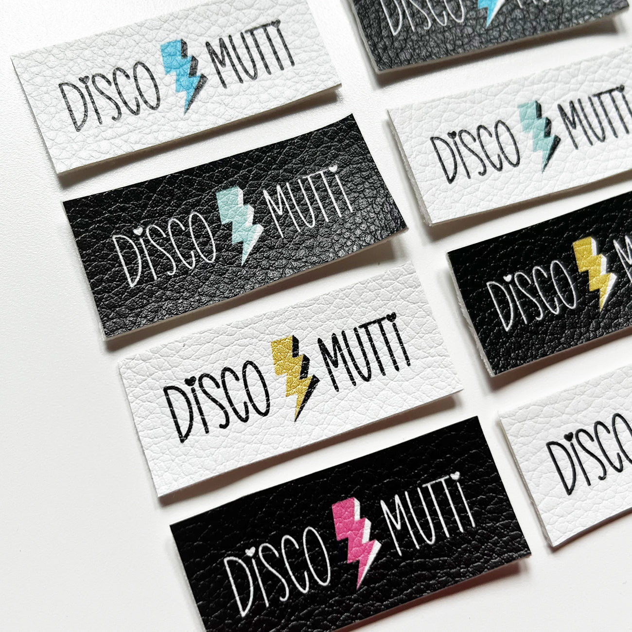Aufnäher / Badges / Patches "Discomutti Black & White" (8er Set)