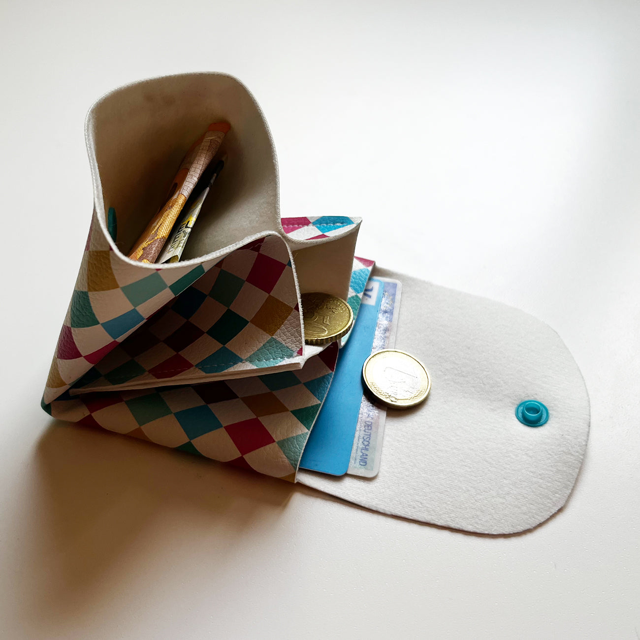 Pixie Wallet "Harlekin Colors" - Geldbörse aus veganem Kunstleder