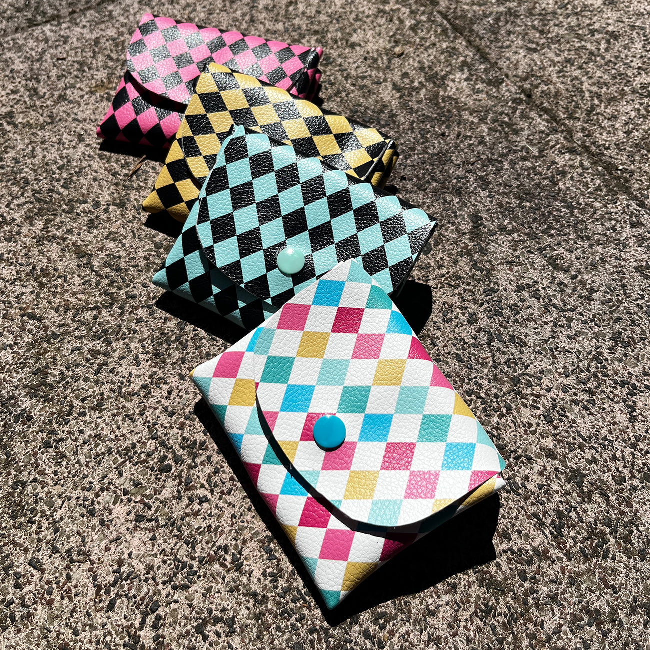 Pixie Wallet "Harlekin Colors" - Geldbörse aus veganem Kunstleder
