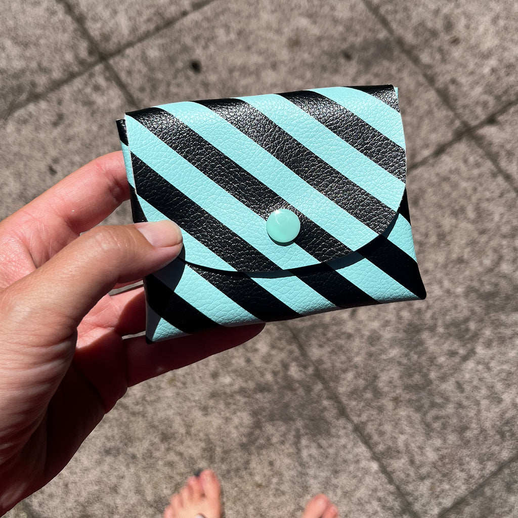 Kunstleder „Stripes Mint“ – veganes PU Kunstleder 45cm x 135 cm
