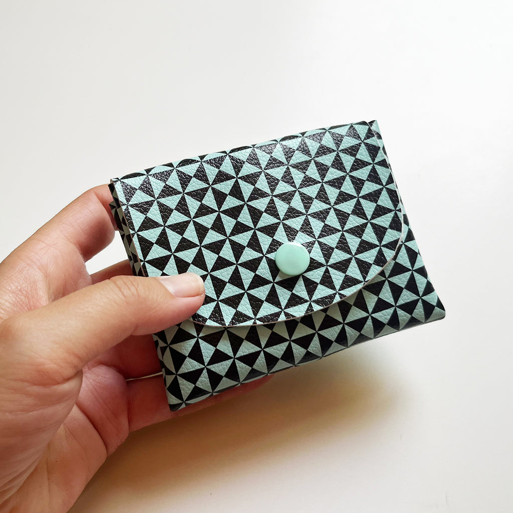 Pixie Wallet "Triangle Black Mint" - Geldbörse aus veganem Kunstleder