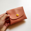 Pixie Wallet "Triangle Pink Yellow" - Geldbörse aus veganem Kunstleder