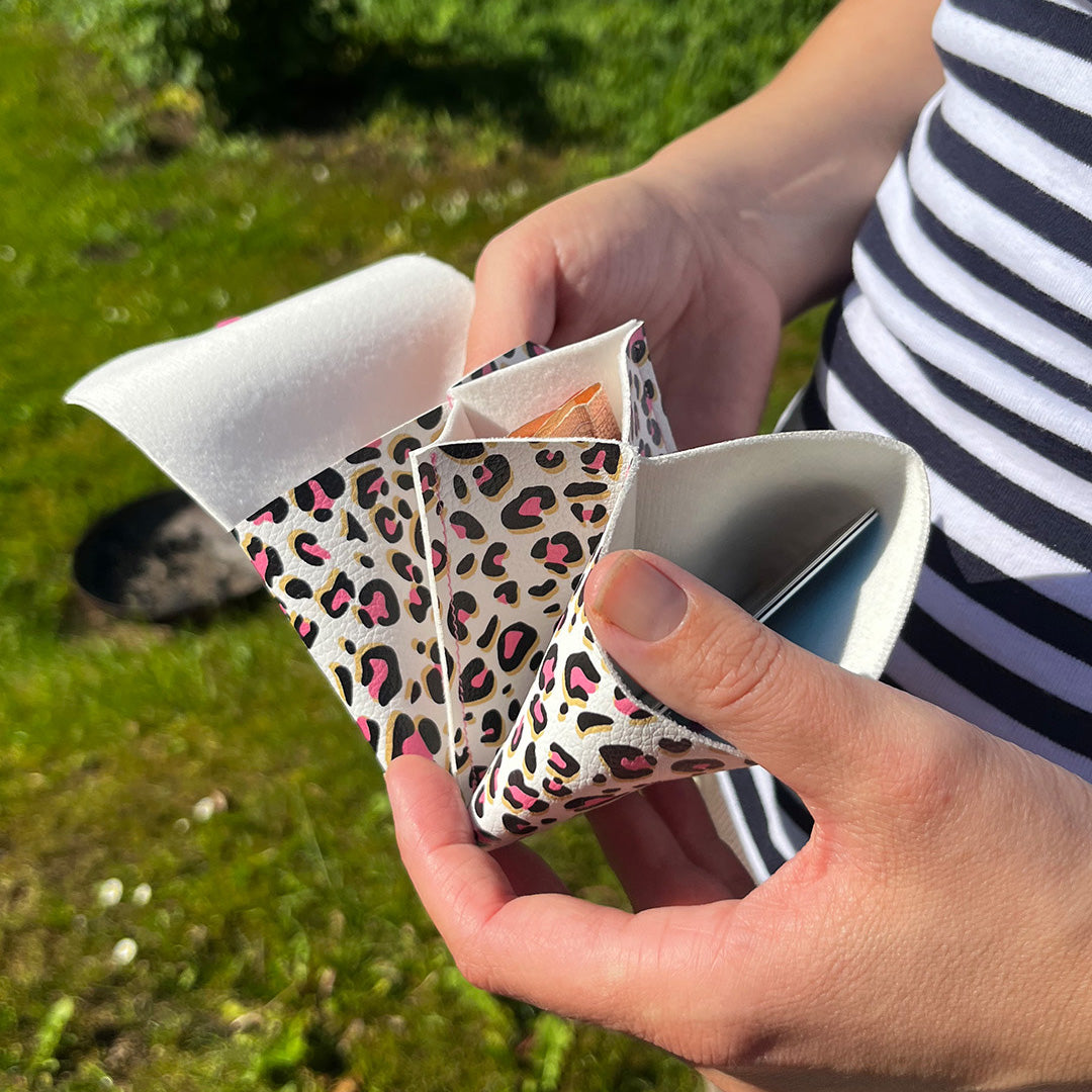 Pixie Wallet "Leo Weiß" - Geldbörse aus veganem Kunstleder