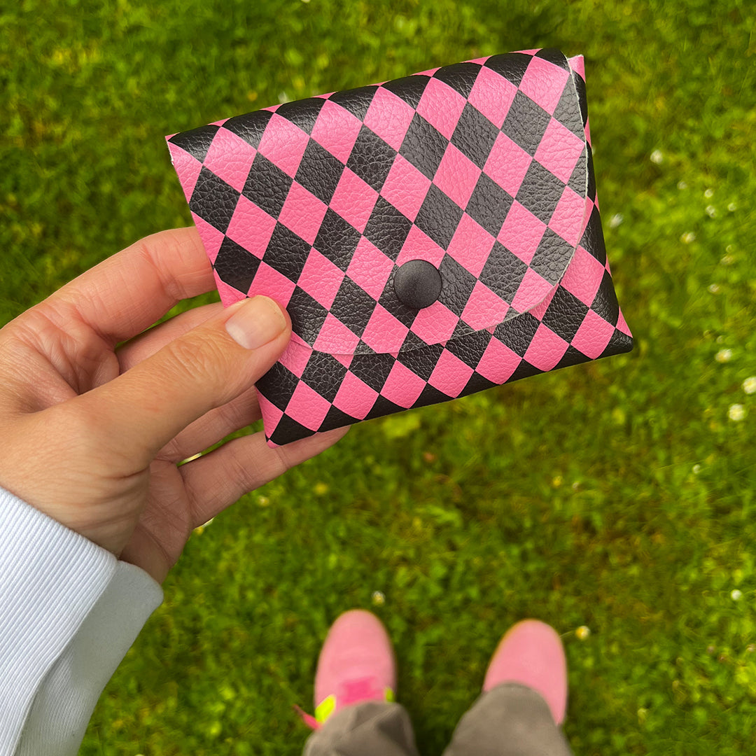 Pixie Wallet "Harlekin Pink" - Geldbörse aus veganem Kunstleder