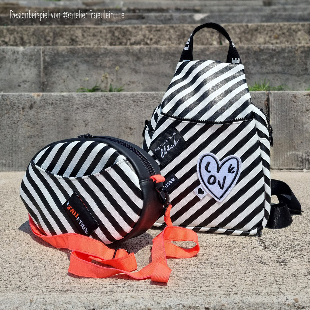Kunstleder „Stripes Black & White“ – veganes PU Kunstleder 45cm x 135 cm
