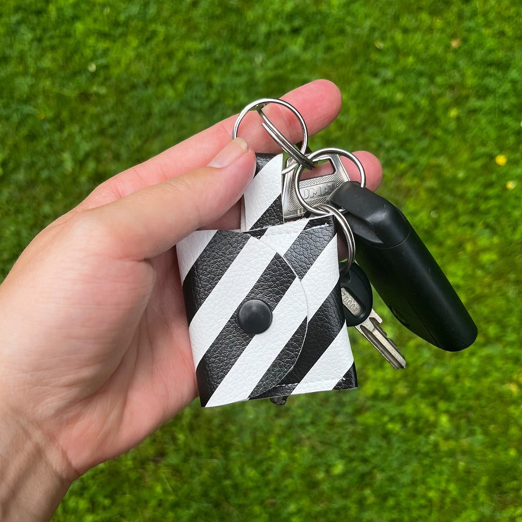 Kostenfreies Schnittmuster "Schlüsselband-Etui"