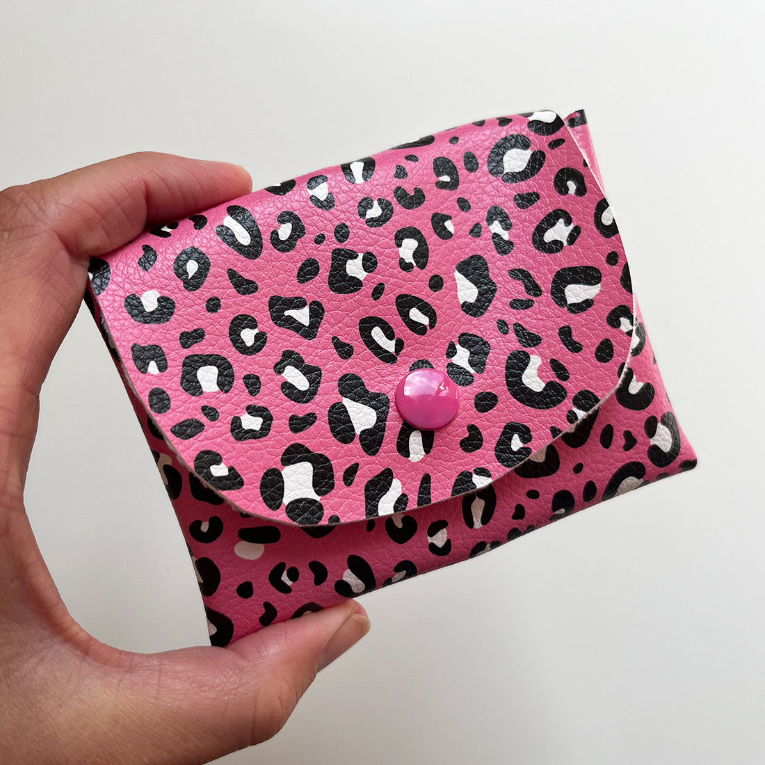 Pixie Wallet "Leo Pink" - Geldbörse aus veganem Kunstleder