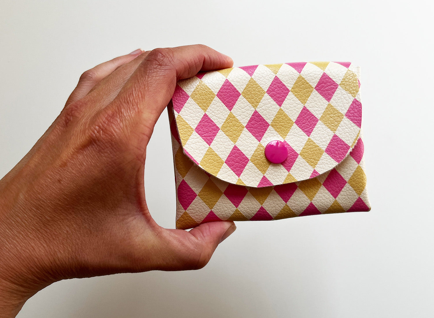 Pixie Wallet "Harlekin Pink Yellow" - Geldbörse aus veganem Kunstleder