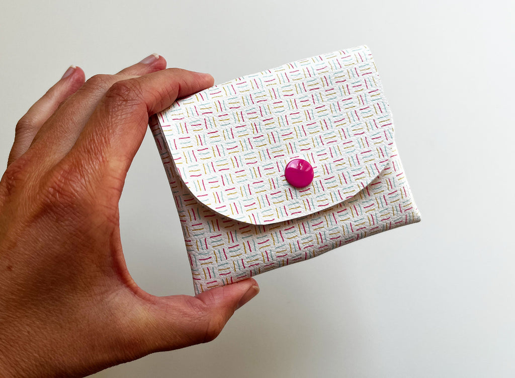 Pixie Wallet "Lines" - Geldbörse aus veganem Kunstleder